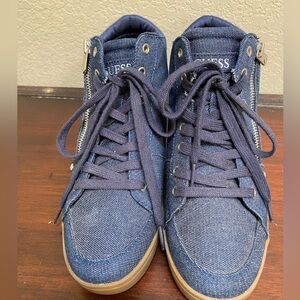 Guess ladies sneakers size 10